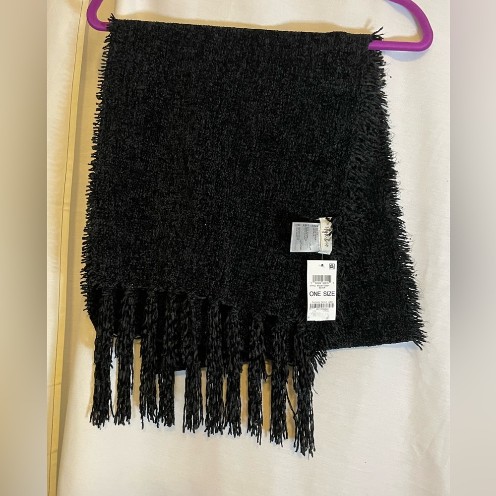 NWT Style & Co Black Chenille Winter Scarf Accessory w Fringe Size O/S